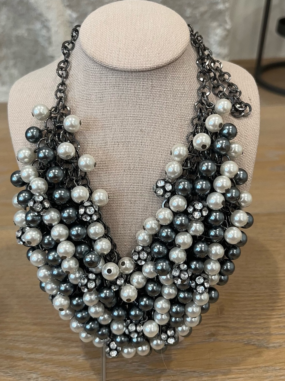 Gorgeous pearl necklace